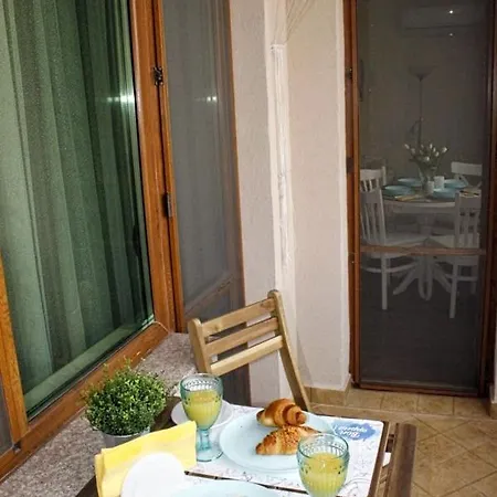 Ika Apartament Burgas City